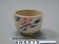 藏品(彩繪瓷杯)的圖片